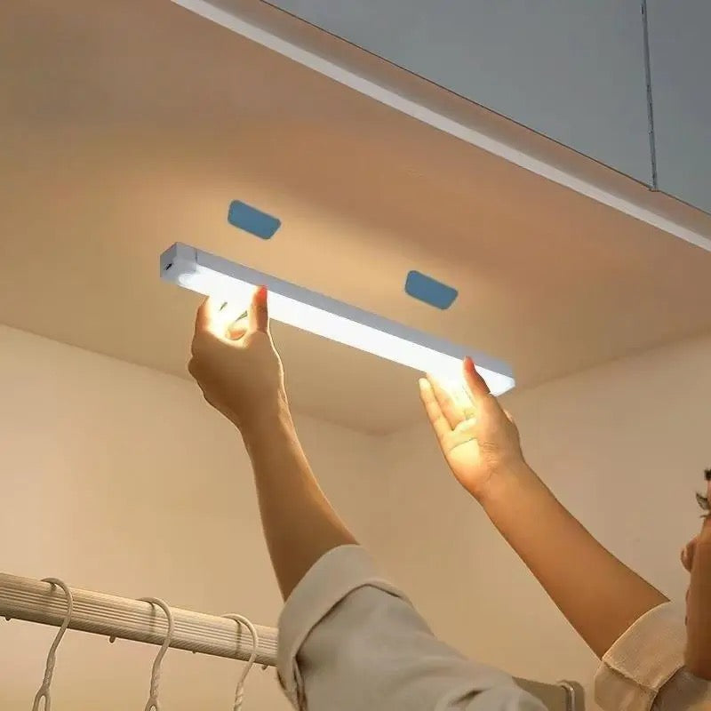 Lampe à Détecteur de Mouvement LED ✨ مصباح بكاشف حركة (فلاش LED)💡 