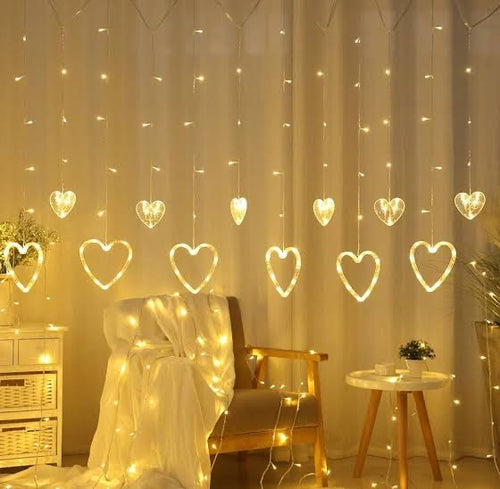 "Cœur Lumineux : Éclairez votre Espace avec Style !"